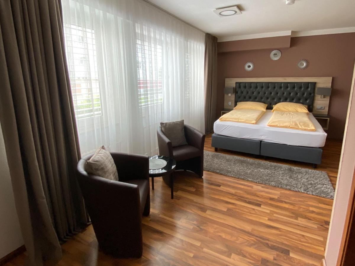 Zum Ziel Hotel Grenzach-Wyhlen Bei Basel Luaran gambar